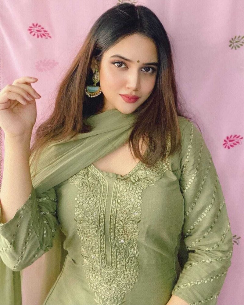 Divya Sharma